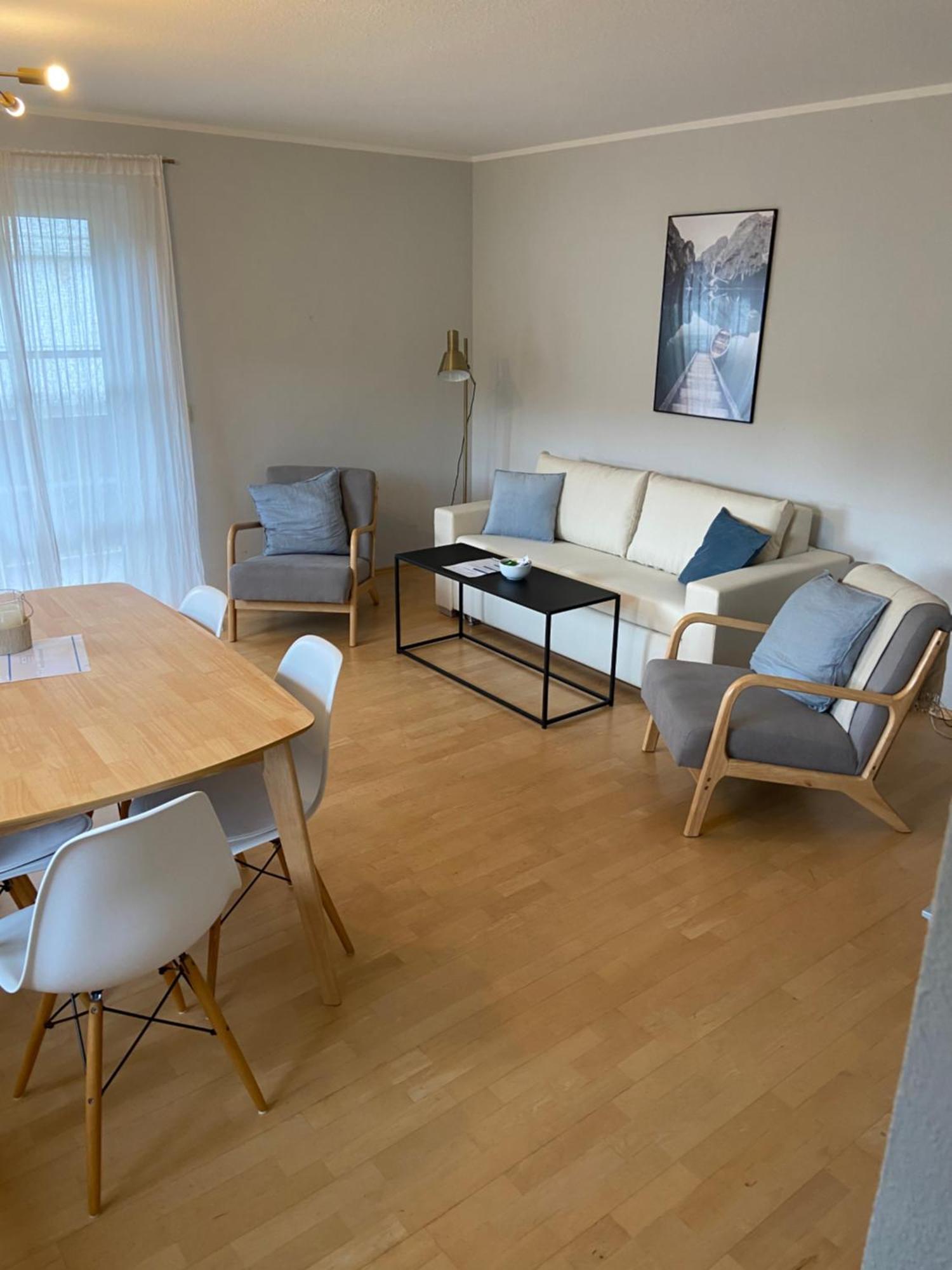 Modern Eingerichtete Wohnung Mit 2 Schlafzimmern Bergen  Exteriör bild